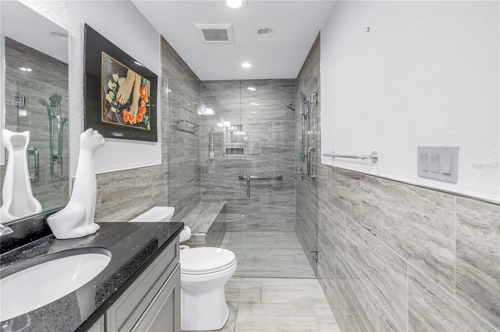 10073 S YACHT CLUB DR, TREASURE ISLAND, FL, 33706