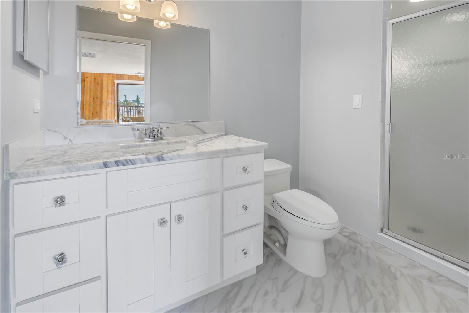 10073 S YACHT CLUB DR, TREASURE ISLAND, FL, 33706