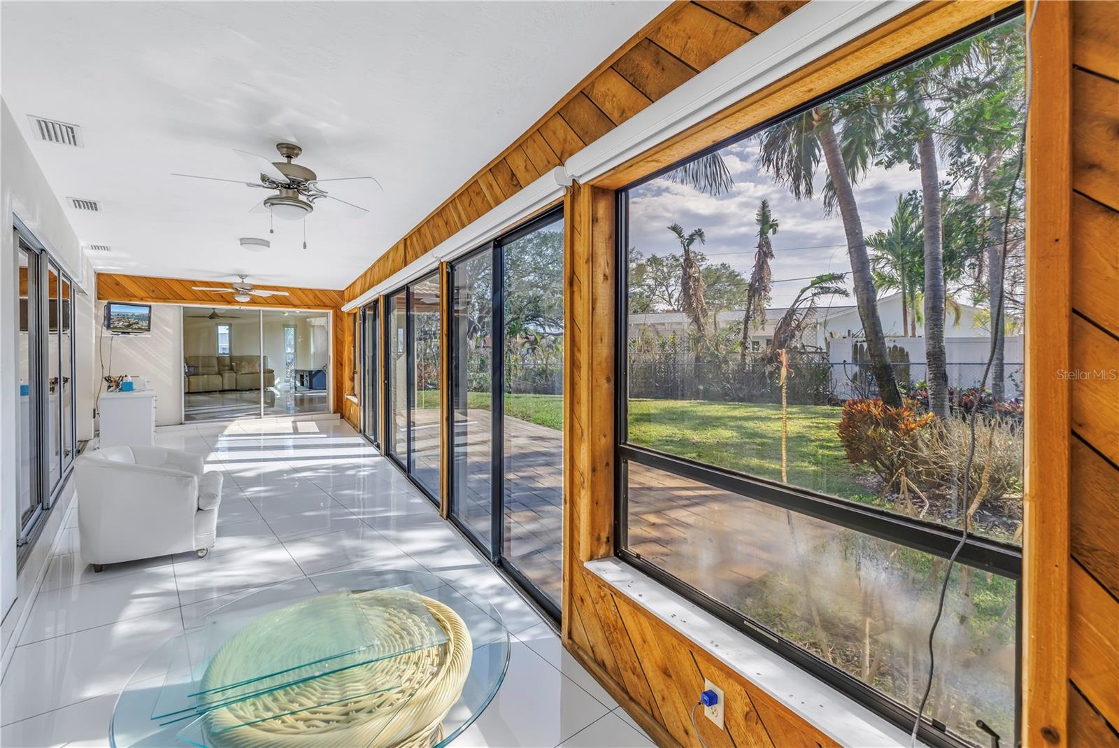 10073 S YACHT CLUB DR, TREASURE ISLAND, FL, 33706