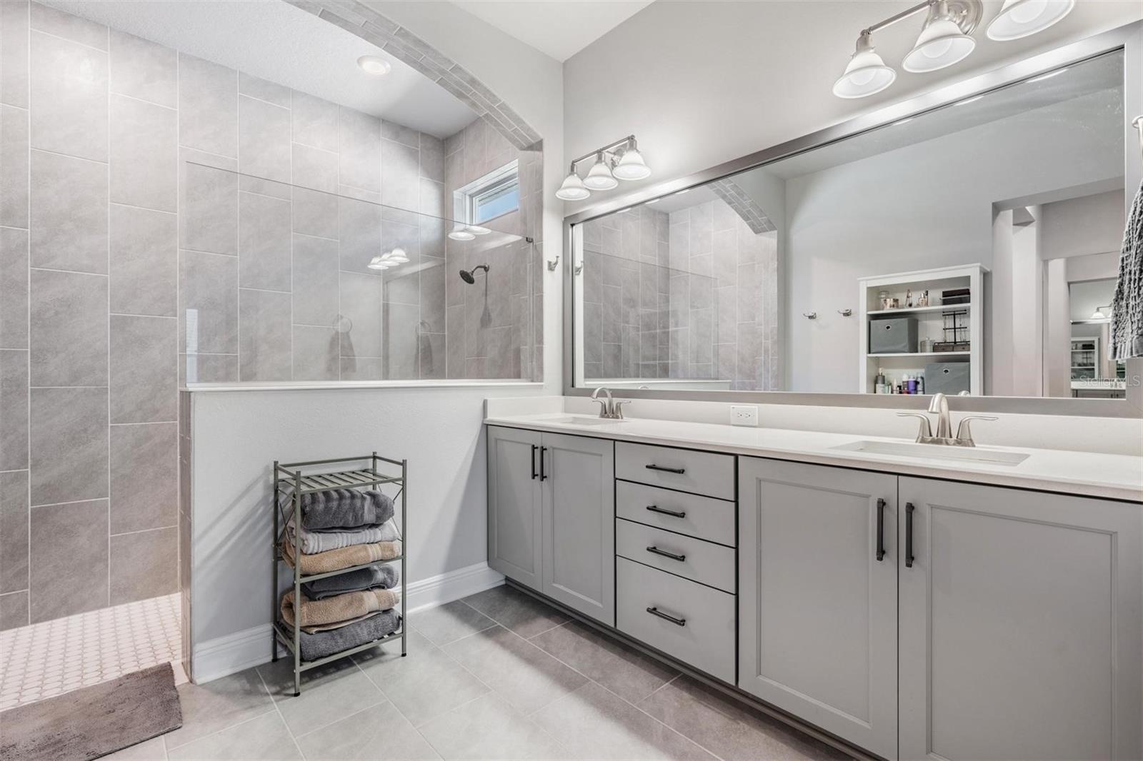 16701 VIBRATO LN, LAND O LAKES, FL, 34638