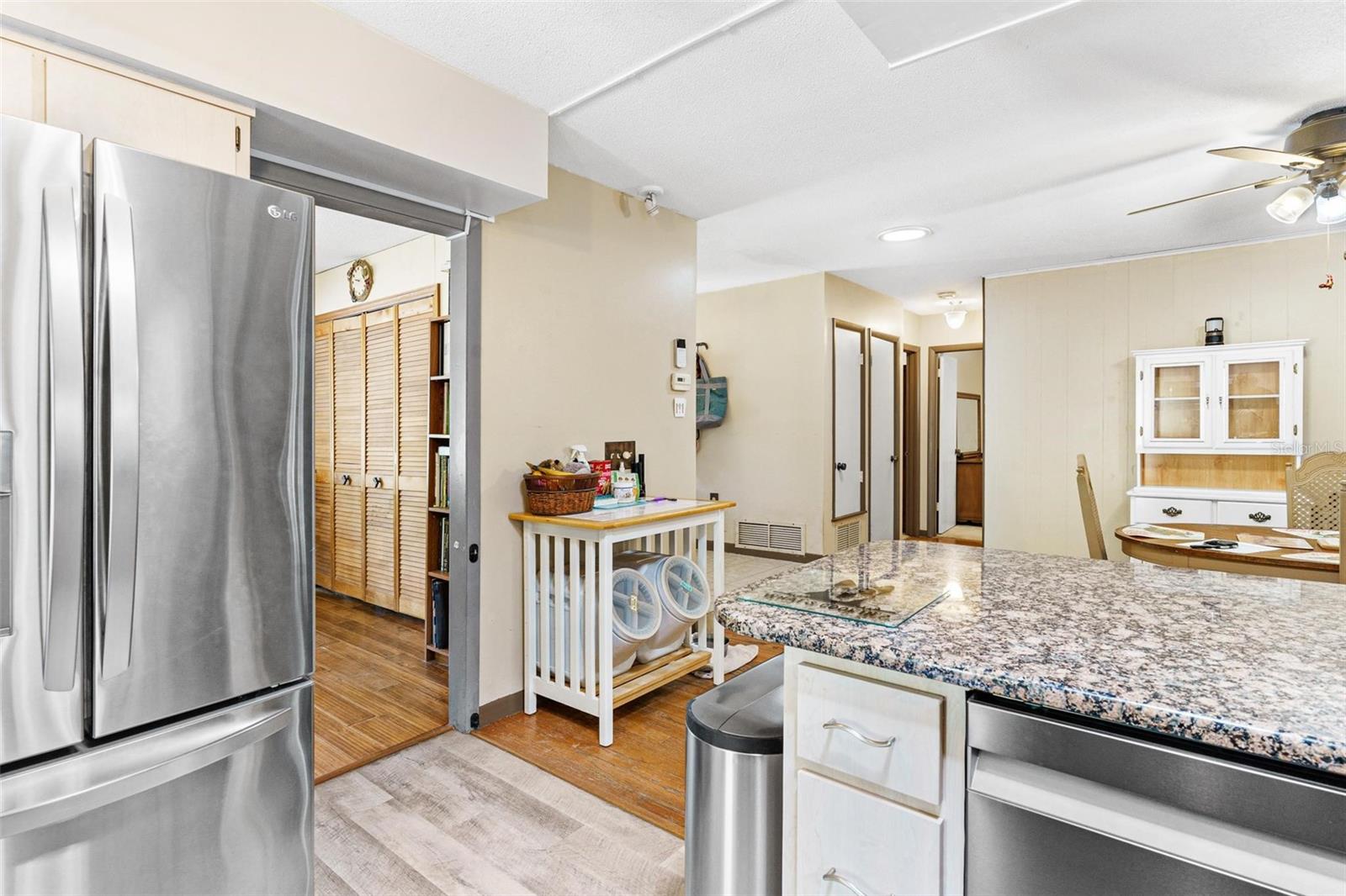 4242 GRIFFIN VIEW DR, LADY LAKE, FL, 32159