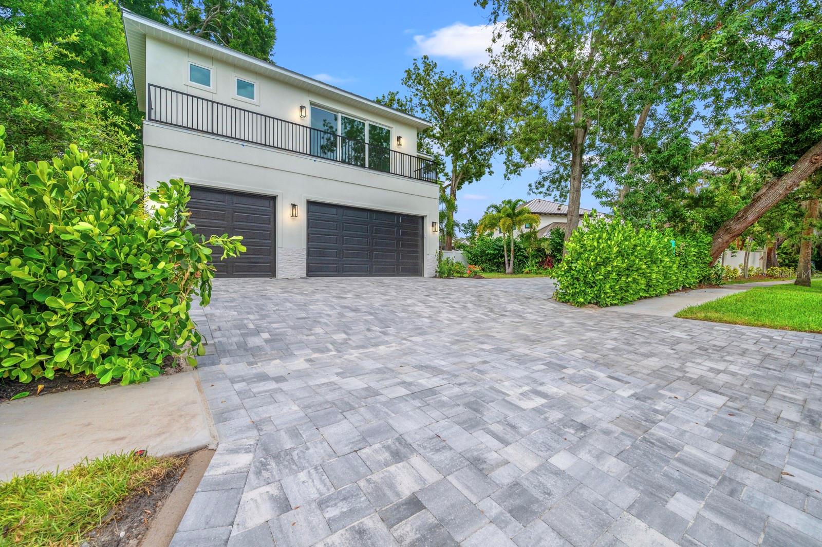 2171 MCCLELLAN PKWY, SARASOTA, FL, 34239