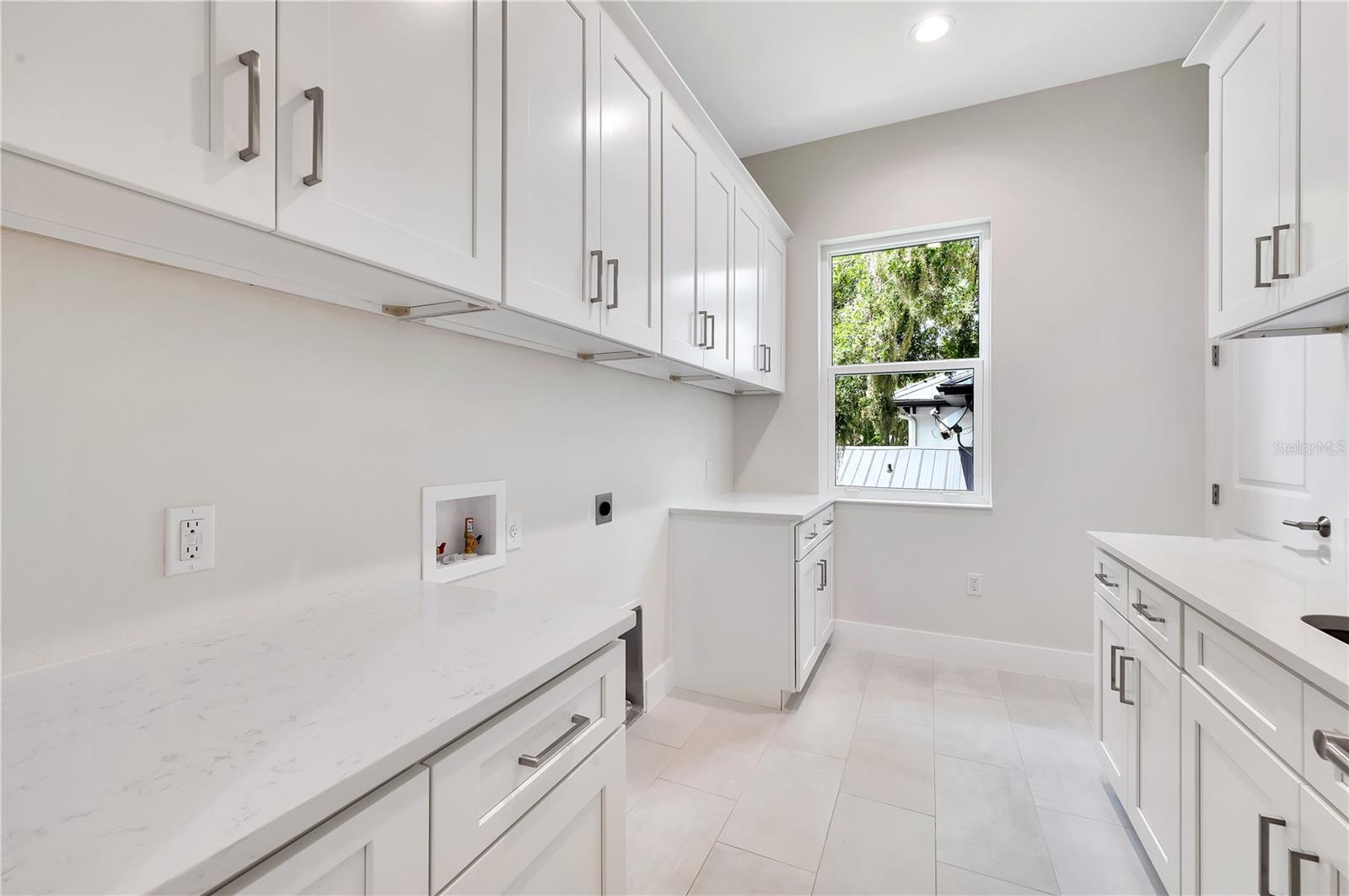 2171 MCCLELLAN PKWY, SARASOTA, FL, 34239