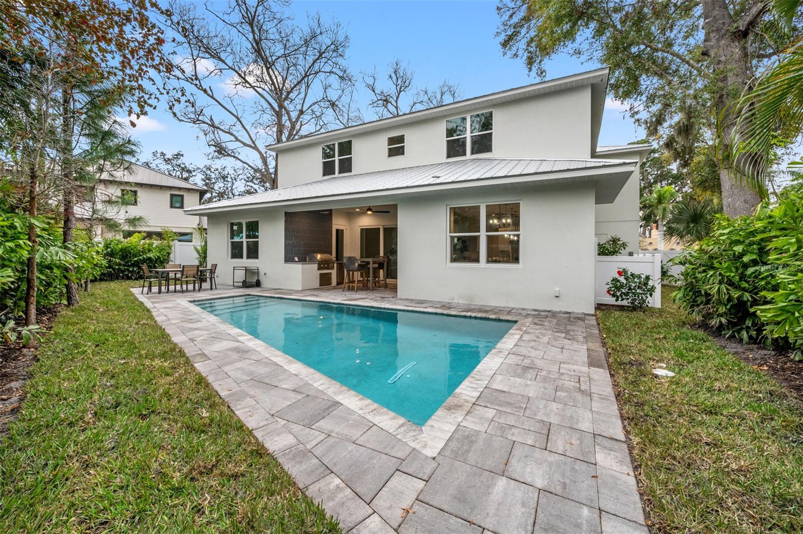 2171 MCCLELLAN PKWY, SARASOTA, FL, 34239