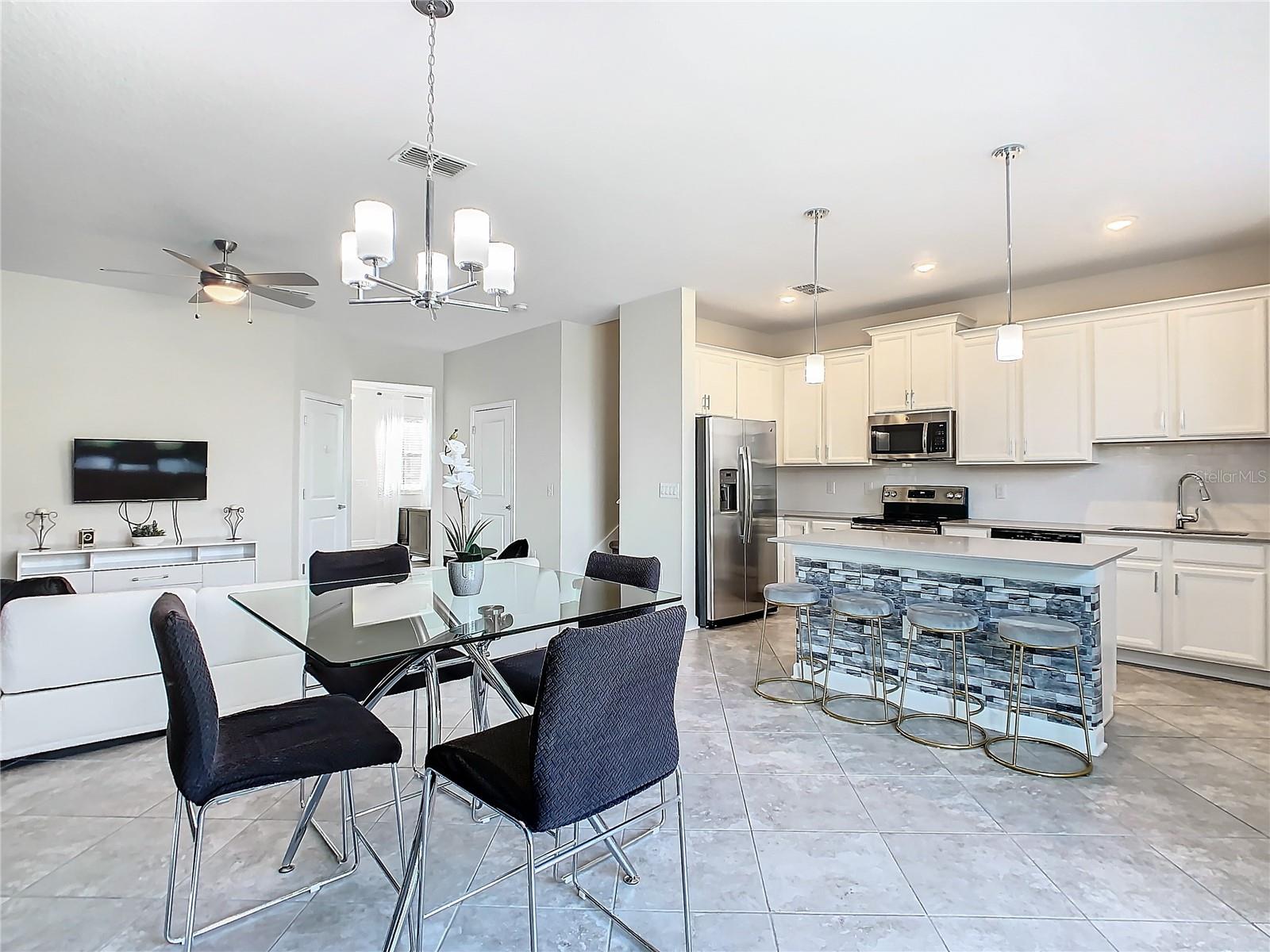 1358 ROYAL ST GEORGE BLVD, DAVENPORT, FL, 33896