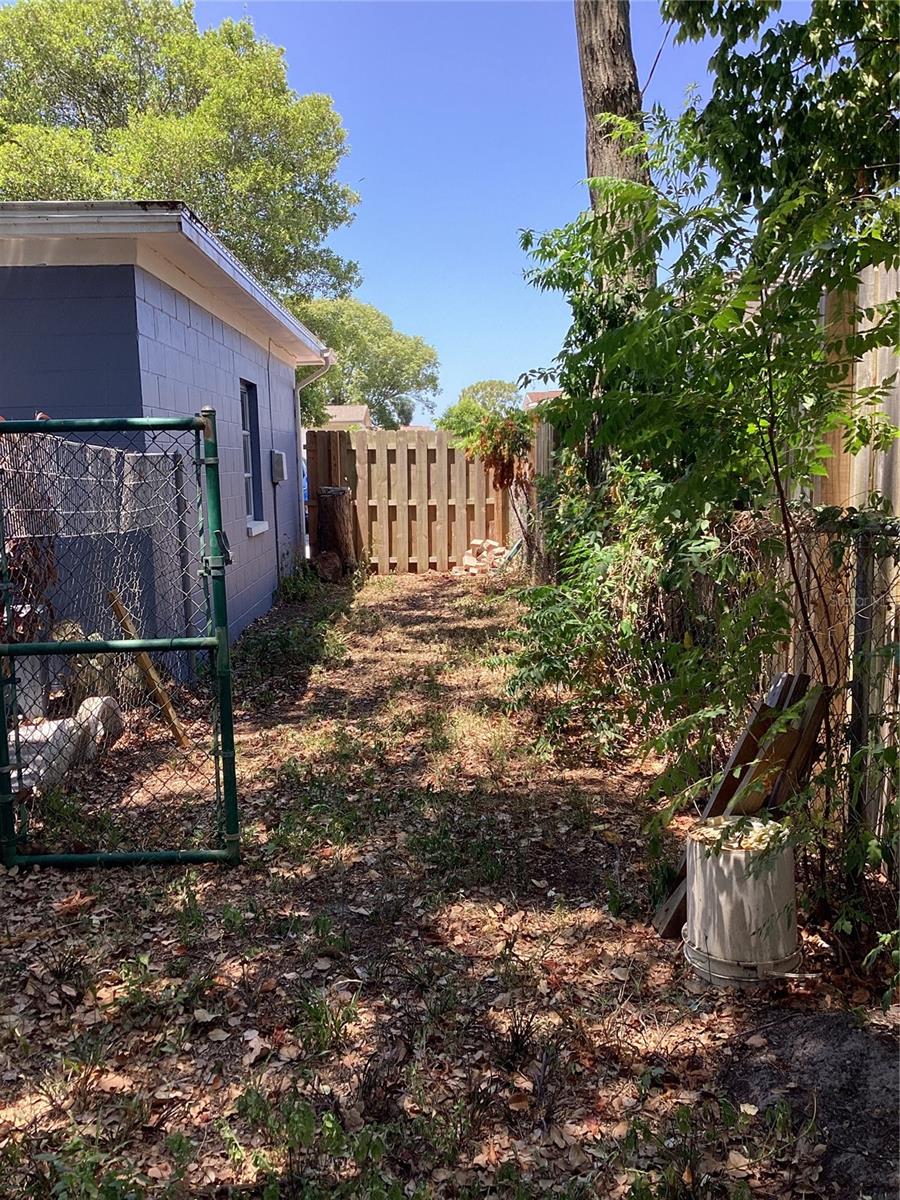 1028 EMBASSY AVE, SPRING HILL, FL, 34606