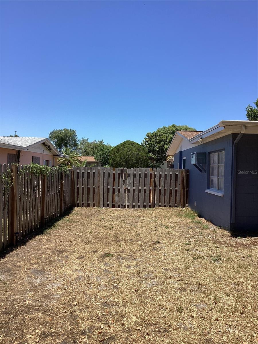 1028 EMBASSY AVE, SPRING HILL, FL, 34606