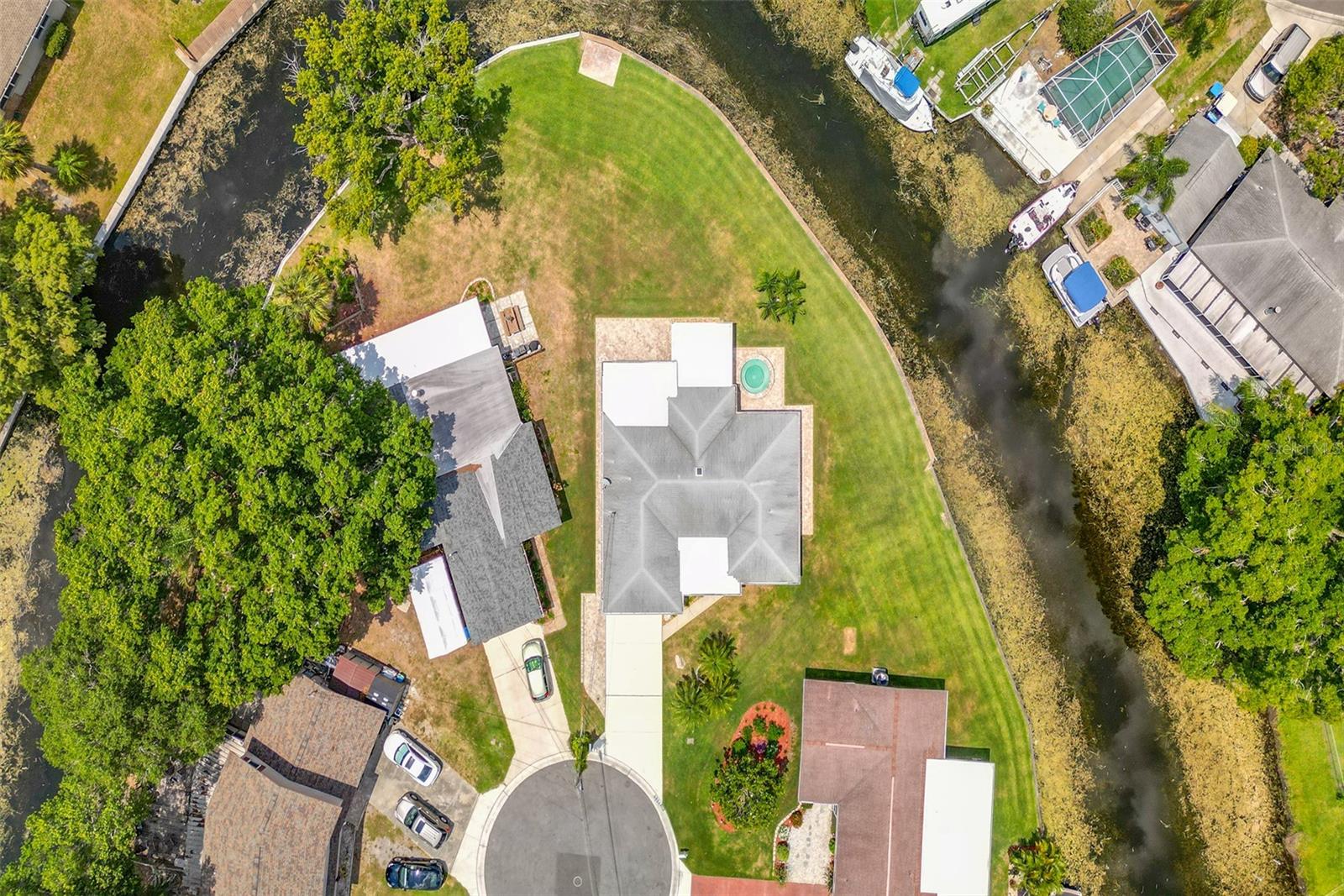 188 E CANAL DR, PALM HARBOR, FL, 34684