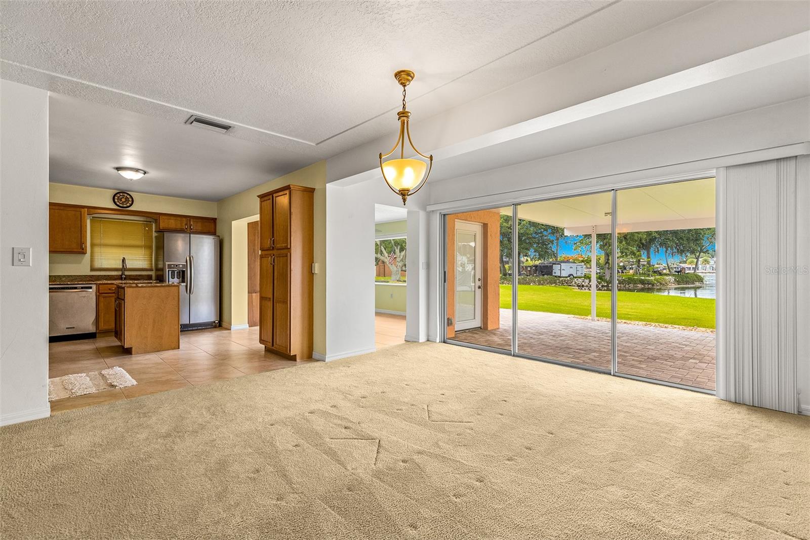 188 E CANAL DR, PALM HARBOR, FL, 34684