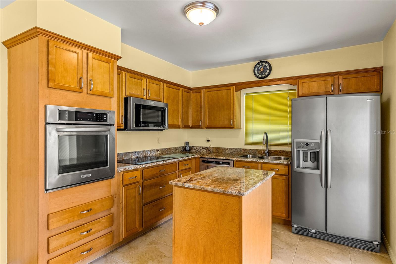 188 E CANAL DR, PALM HARBOR, FL, 34684
