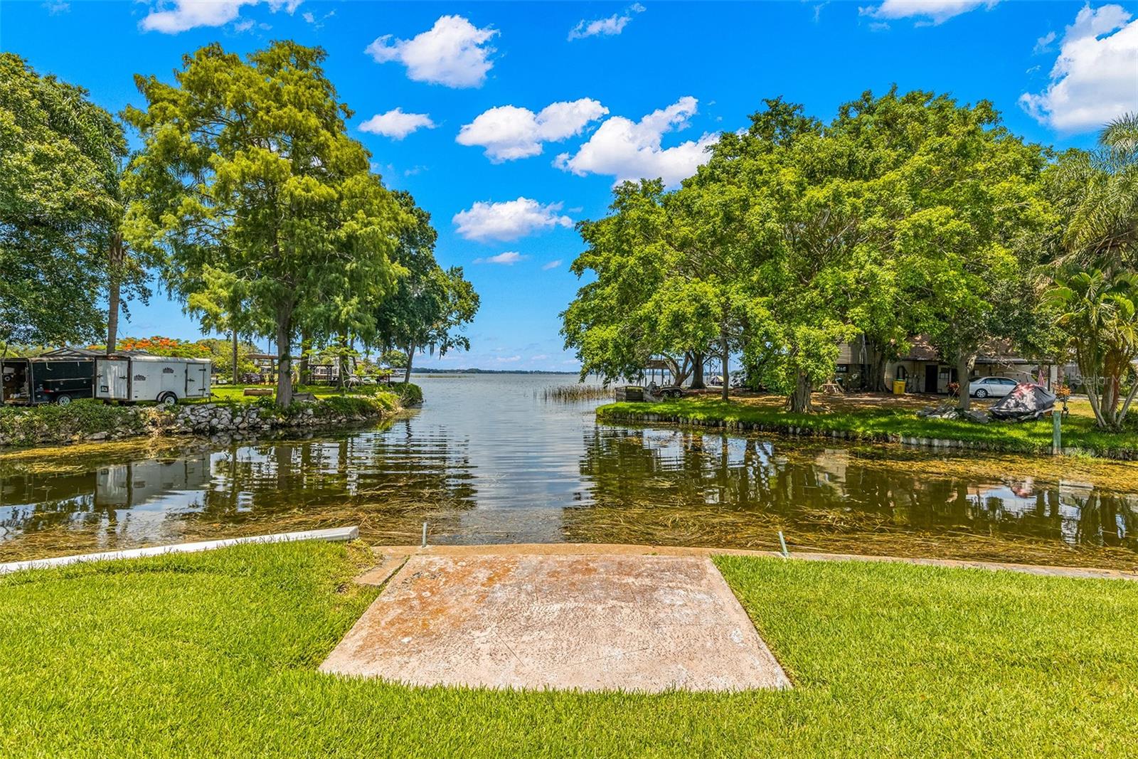 188 E CANAL DR, PALM HARBOR, FL, 34684