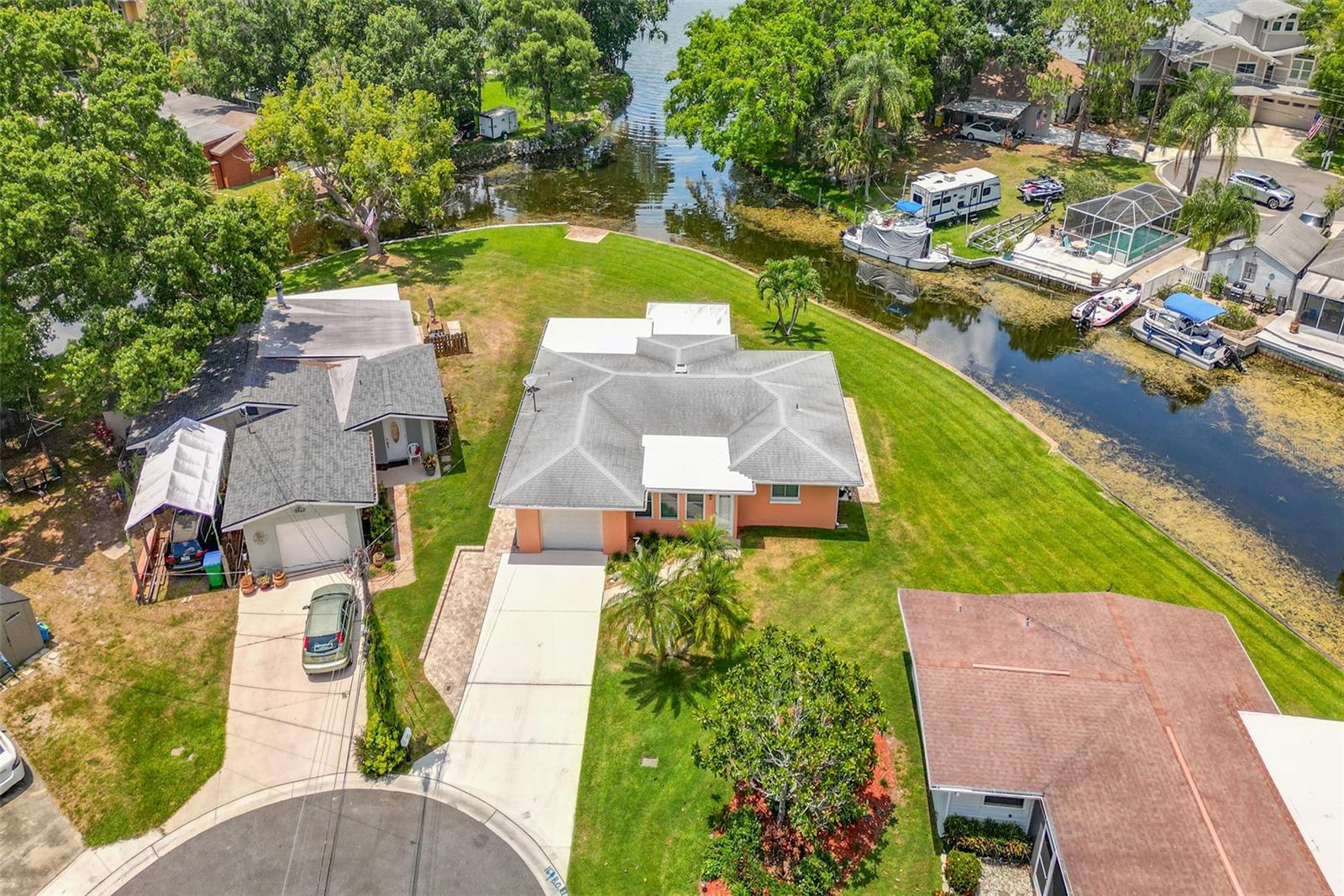 188 E CANAL DR, PALM HARBOR, FL, 34684