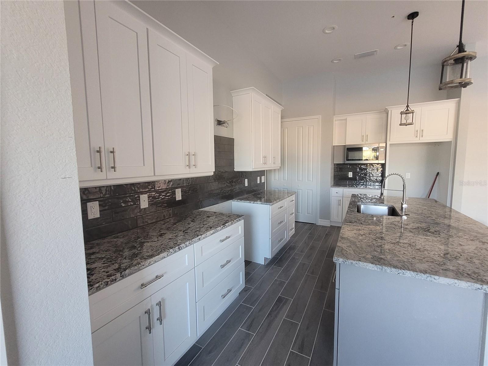 2170 DOOLITTLE LN, PORT CHARLOTTE, FL, 33953