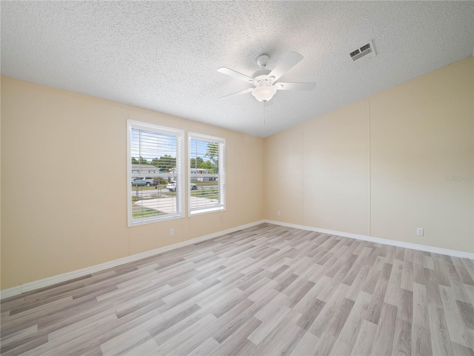 1302 WINDSONG DR, LAKELAND, FL, 33811