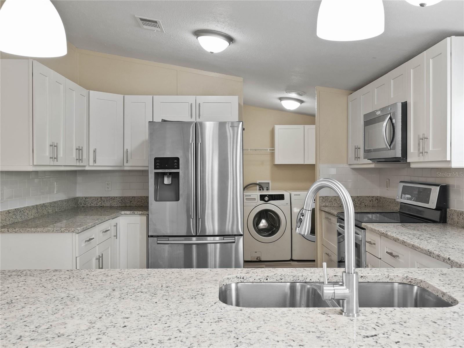 1302 WINDSONG DR, LAKELAND, FL, 33811
