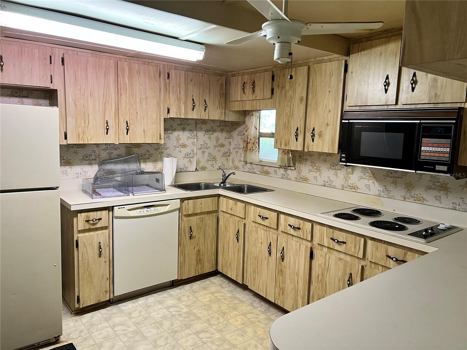 6725 S WHIPPOORWILL CIR, FLORAL CITY, FL, 34436