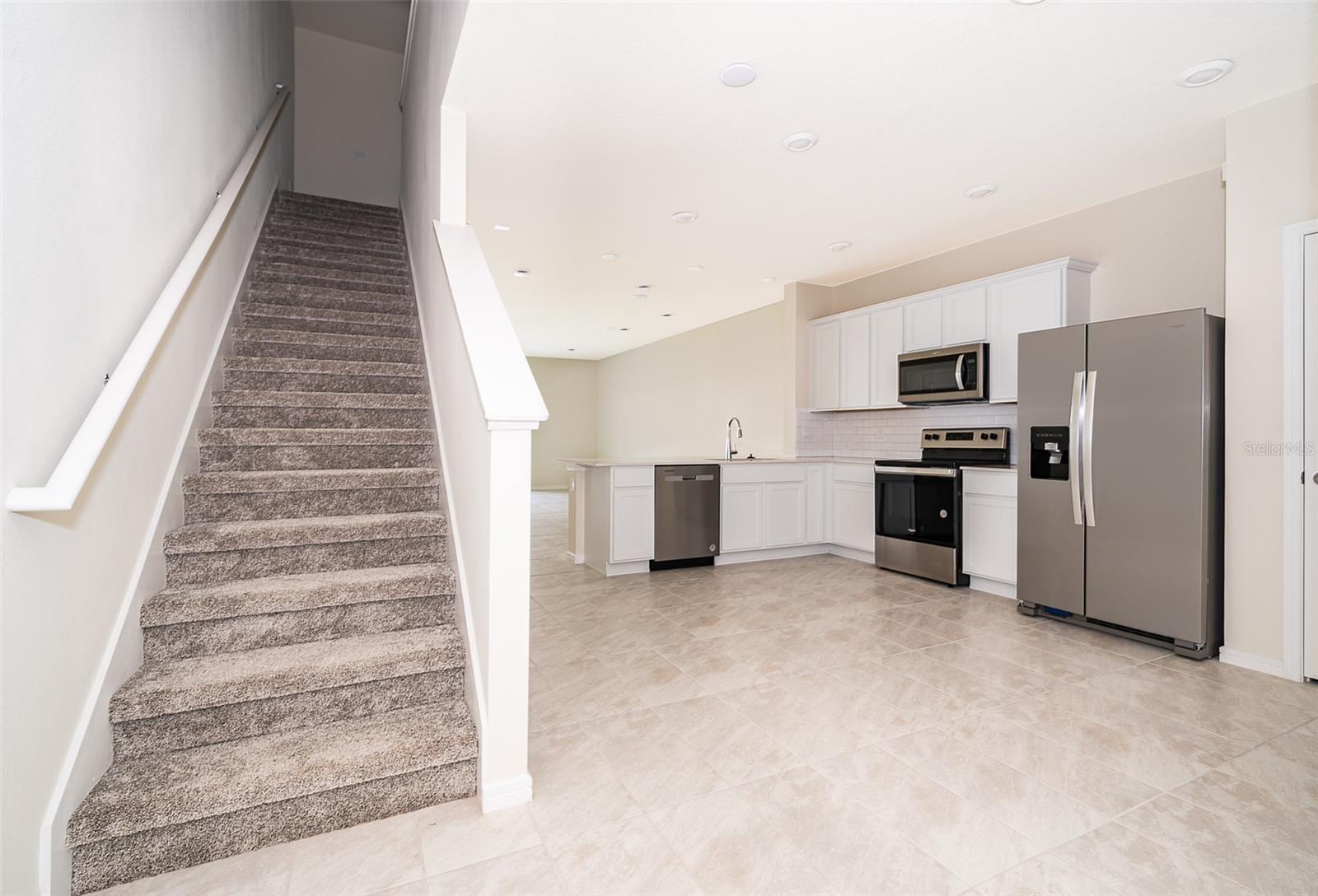 2742 FETCHING TRL, DAVENPORT, FL, 33896
