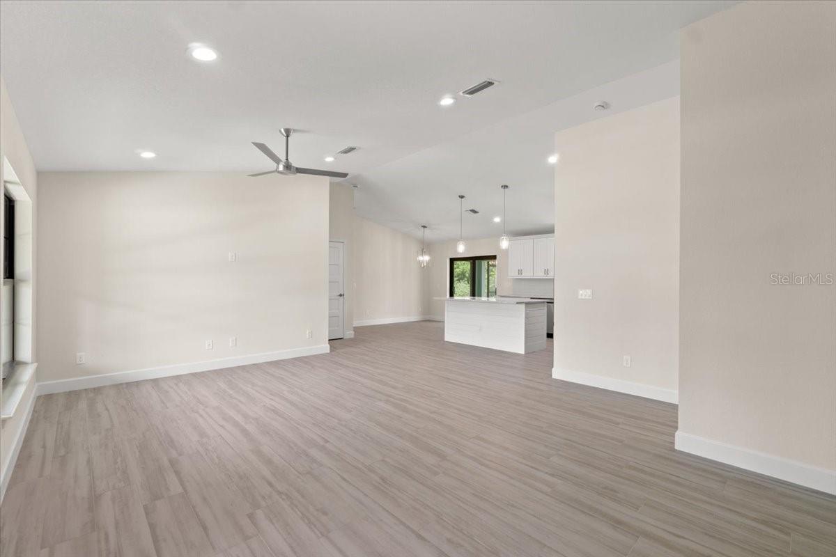 9171 PROSPECT AVE, ENGLEWOOD, FL, 34224