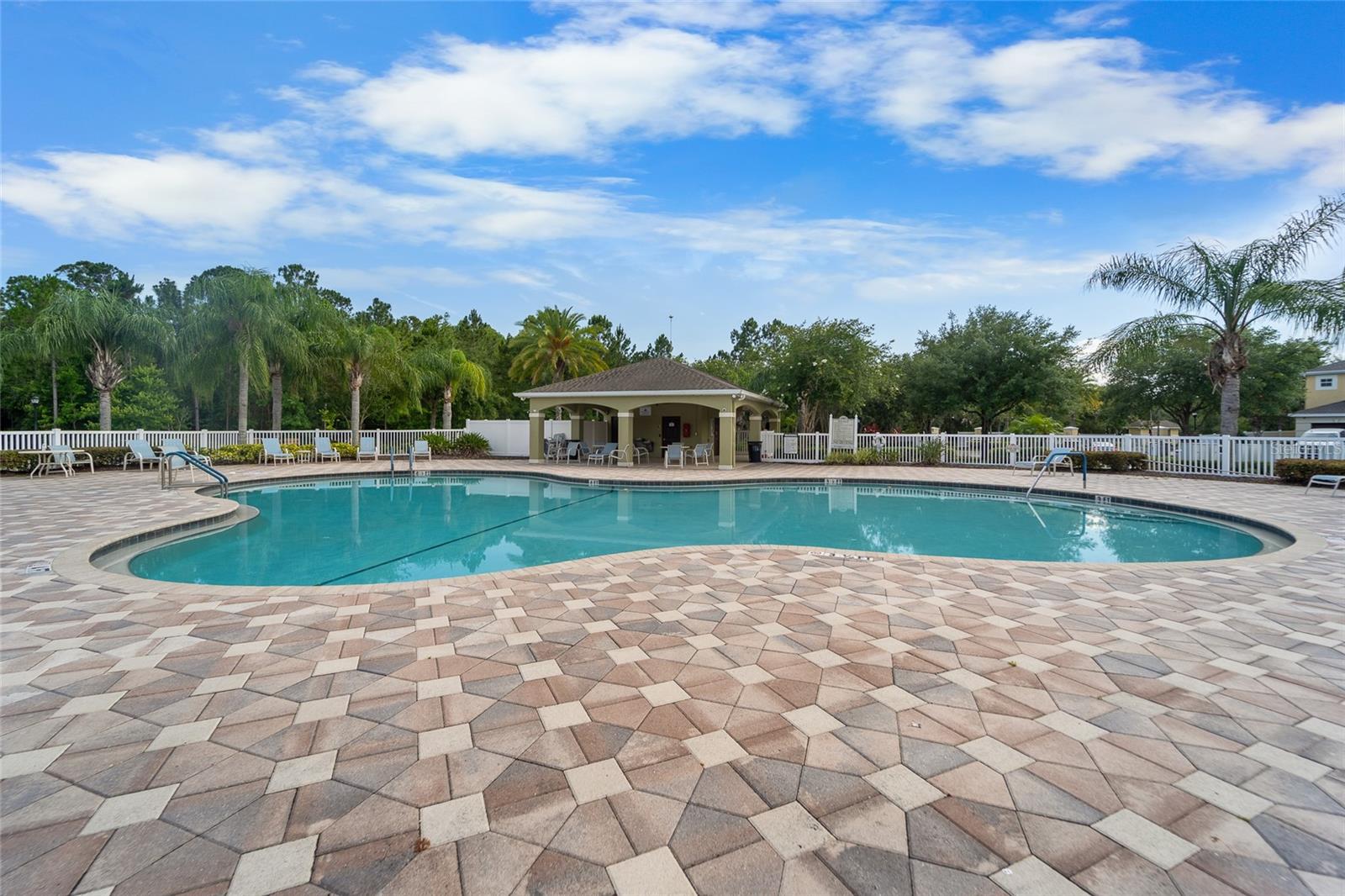 8545 TRAIL WIND DR, TAMPA, FL, 33647
