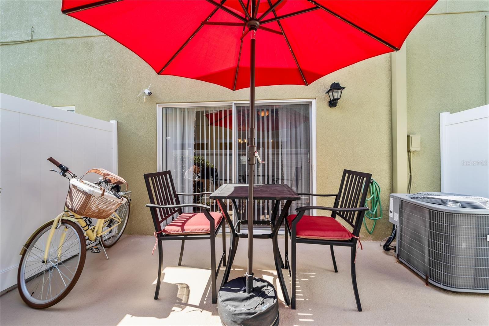 8545 TRAIL WIND DR, TAMPA, FL, 33647