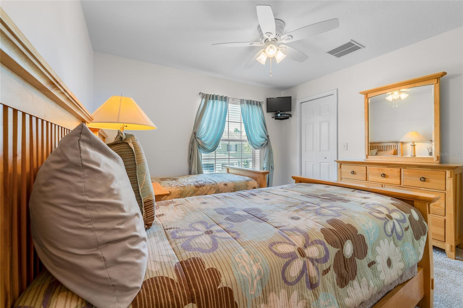 8545 TRAIL WIND DR, TAMPA, FL, 33647
