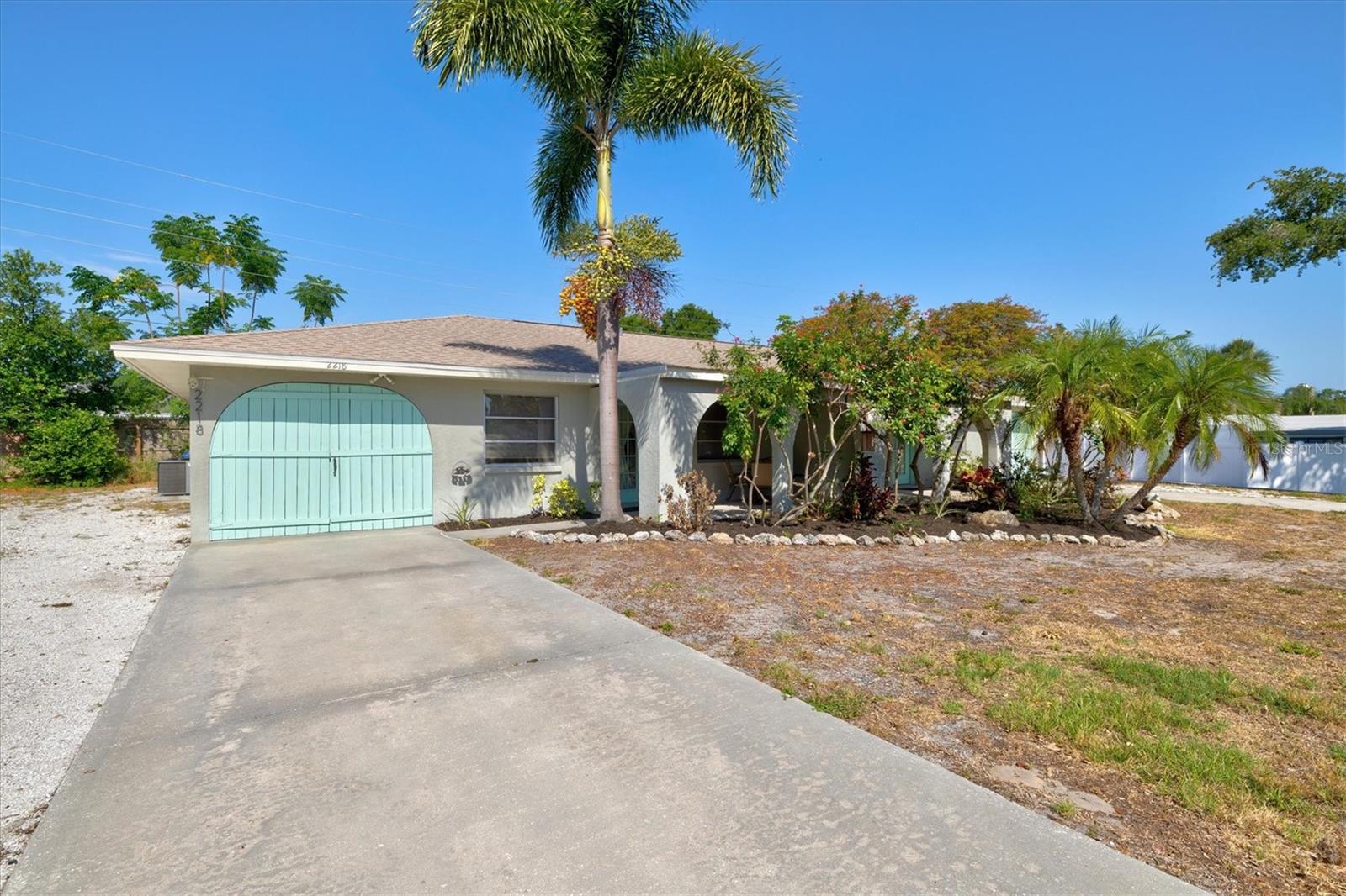 2214 MICHELE DR, SARASOTA, FL, 34231