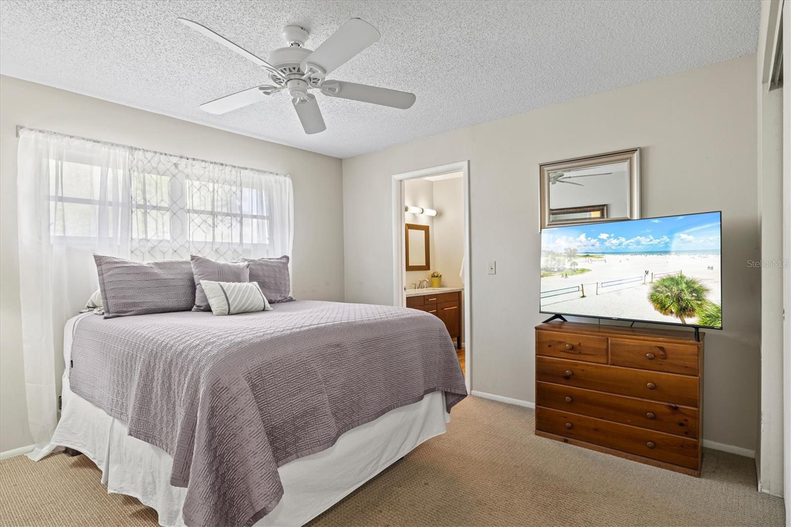 2214 MICHELE DR, SARASOTA, FL, 34231