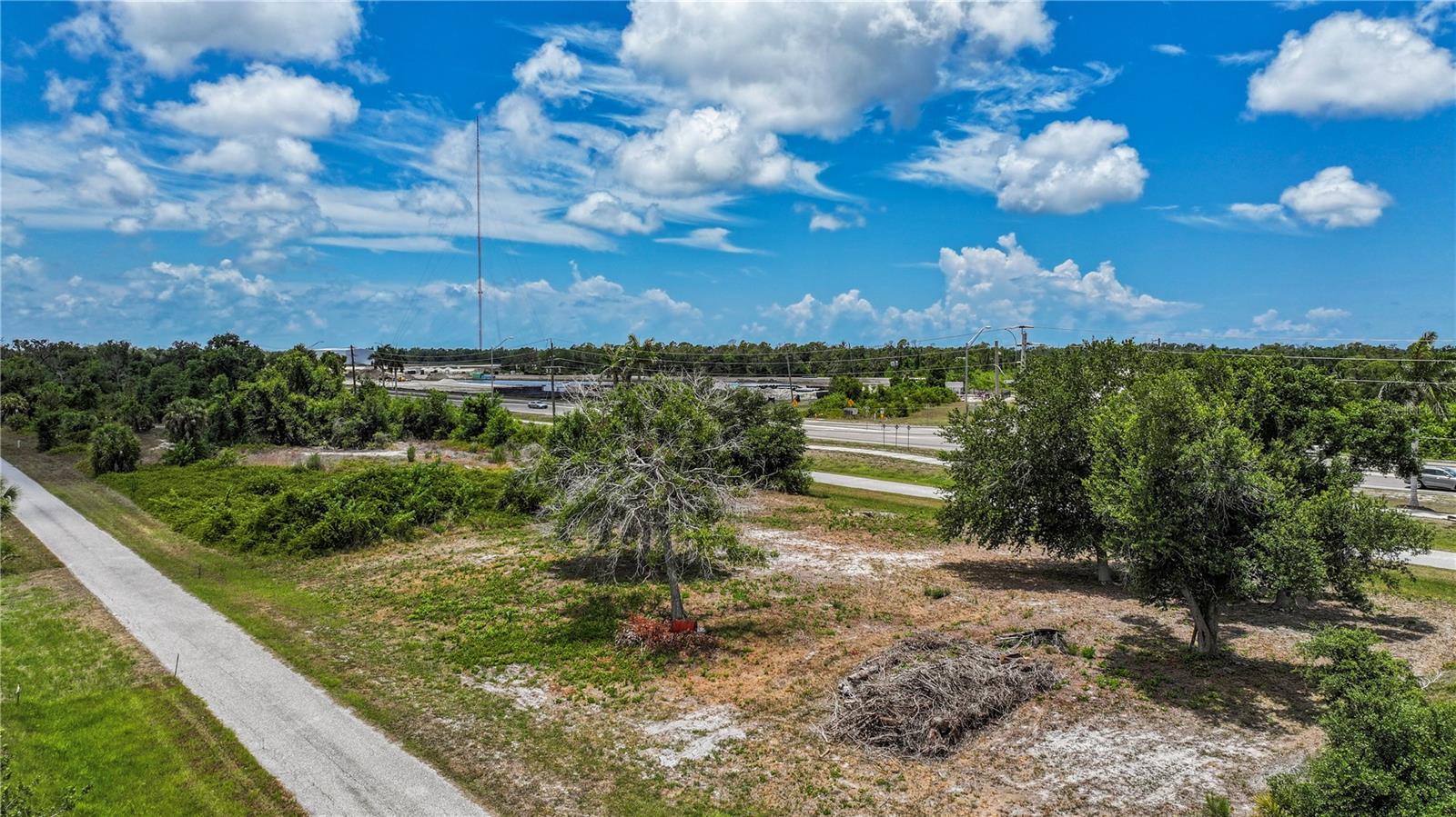 8576 WILTSHIRE DR, PORT CHARLOTTE, FL, 33981