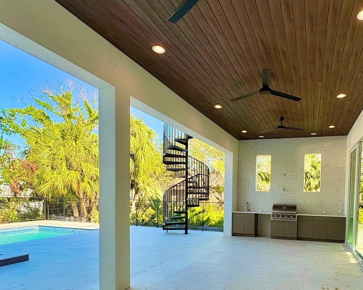 601 TREMONT ST, SARASOTA, FL, 34242