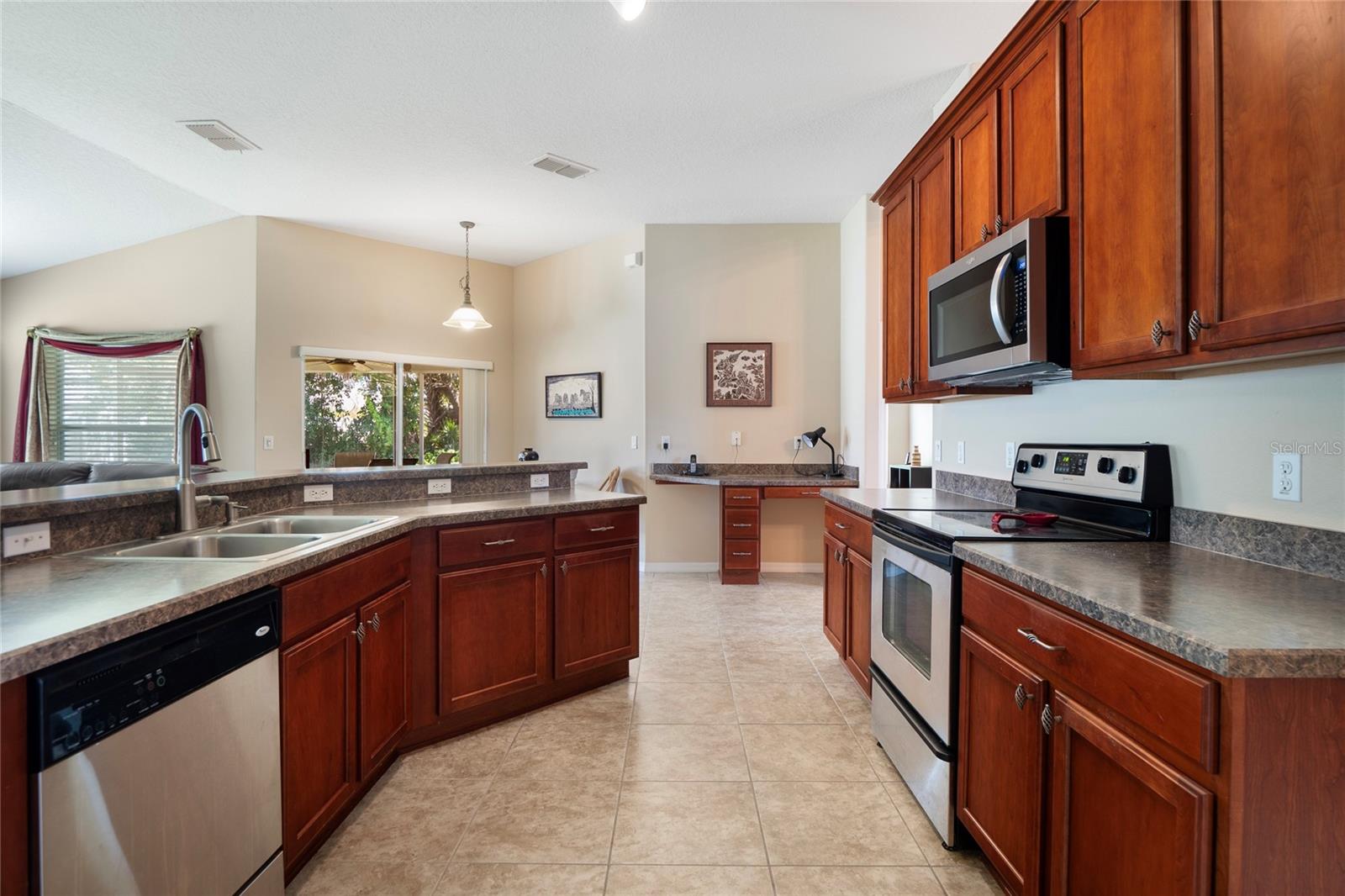 85 LUTHER DR, PALM COAST, FL, 32137