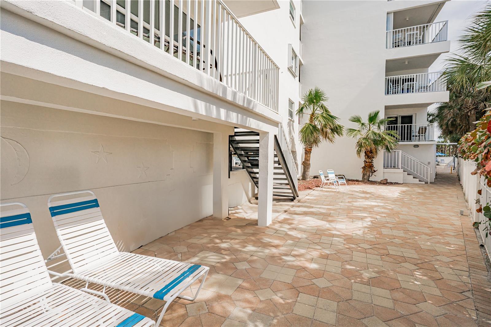 19610 GULF BLVD #409, INDIAN SHORES, FL, 33785