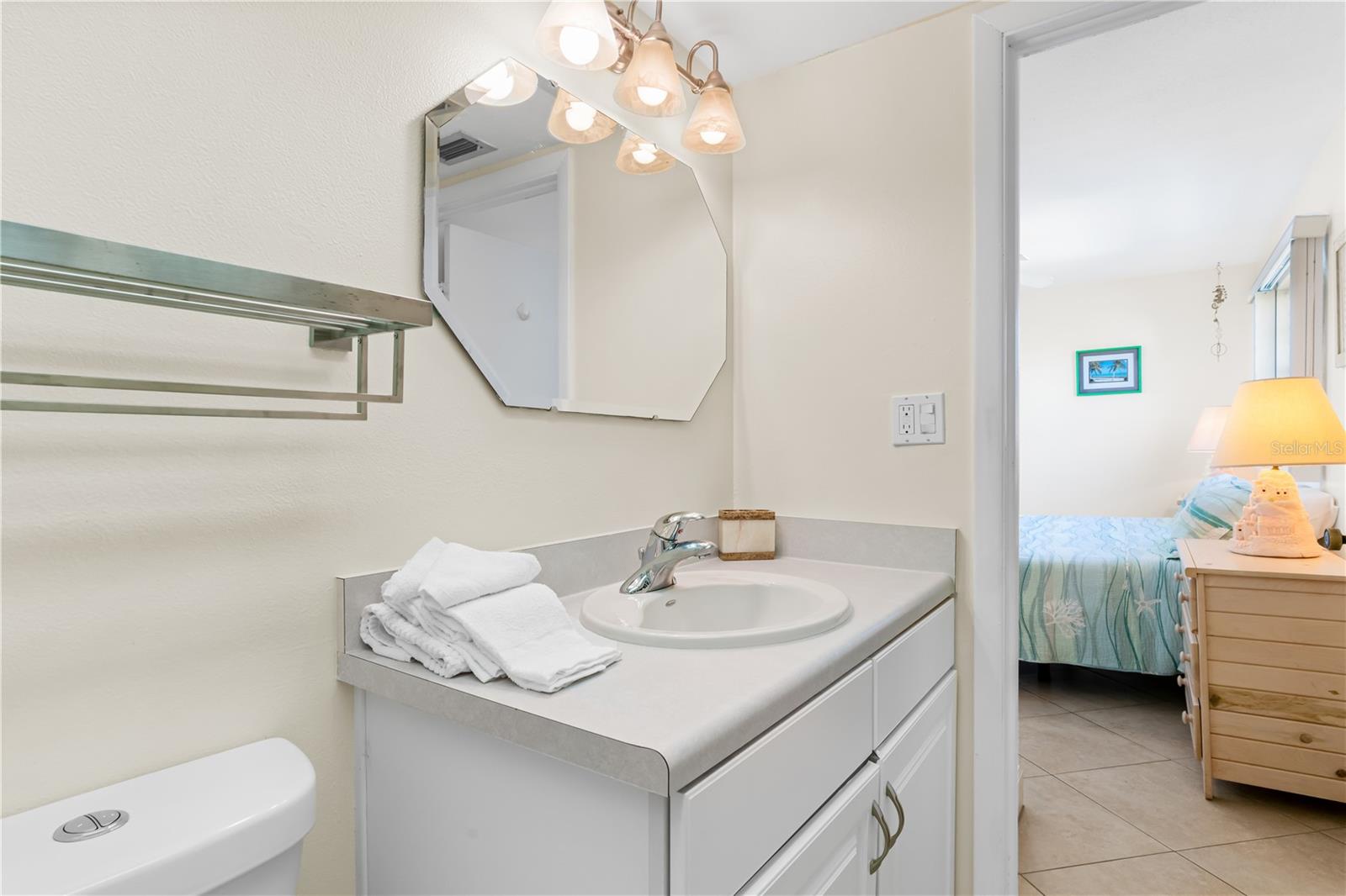 19610 GULF BLVD #409, INDIAN SHORES, FL, 33785