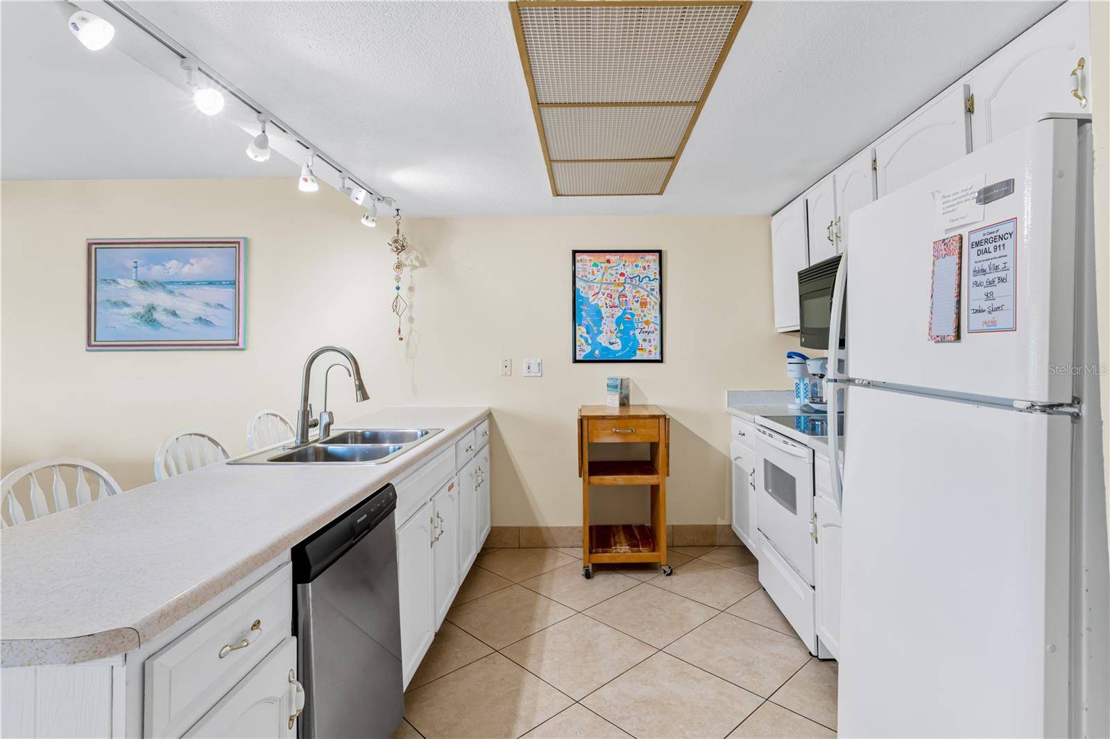 19610 GULF BLVD #409, INDIAN SHORES, FL, 33785