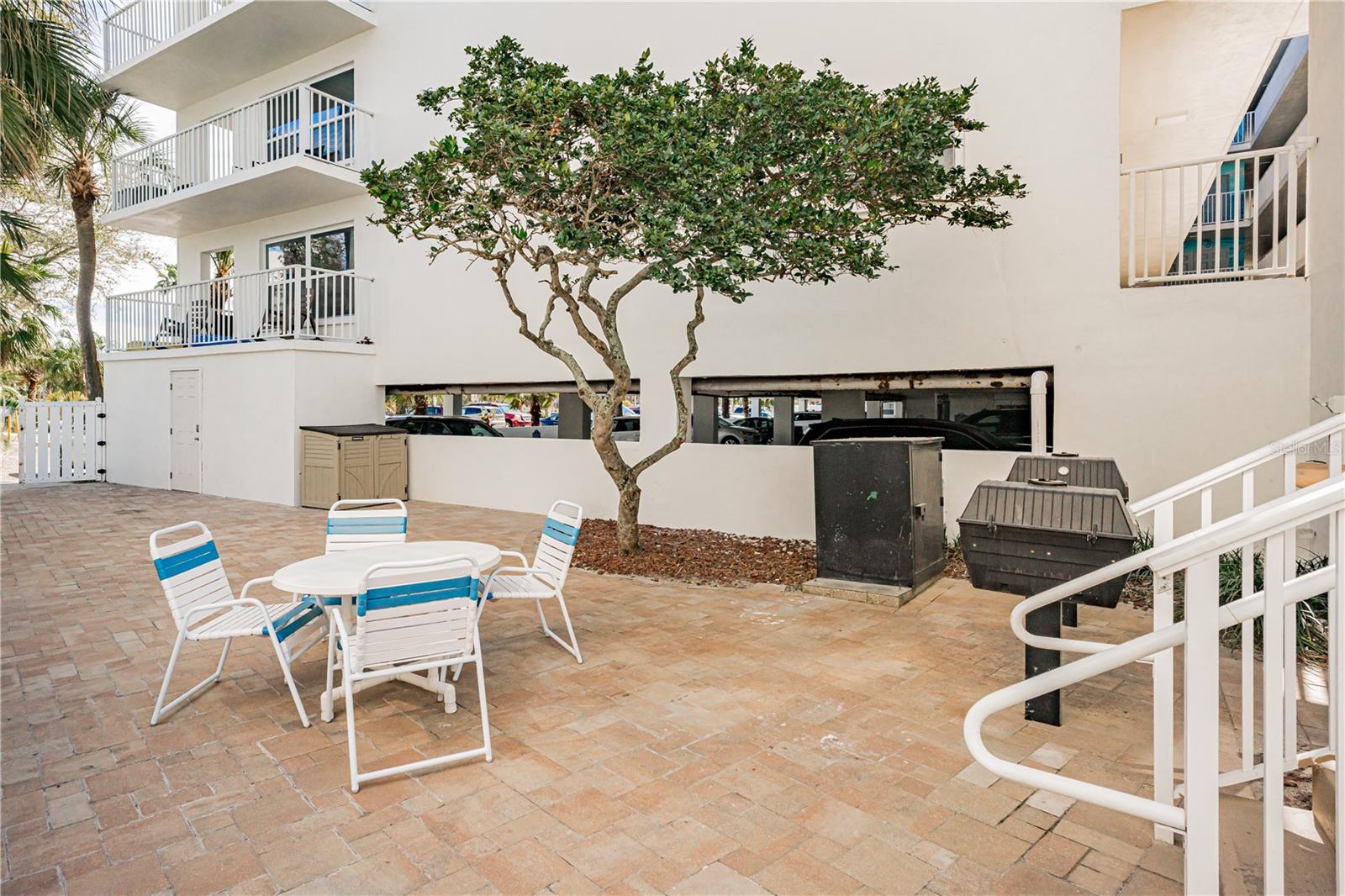 19610 GULF BLVD #409, INDIAN SHORES, FL, 33785