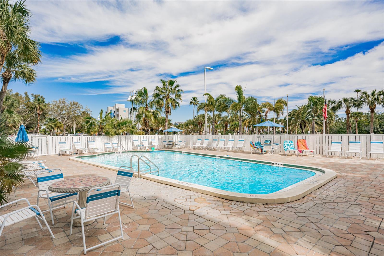 19610 GULF BLVD #409, INDIAN SHORES, FL, 33785