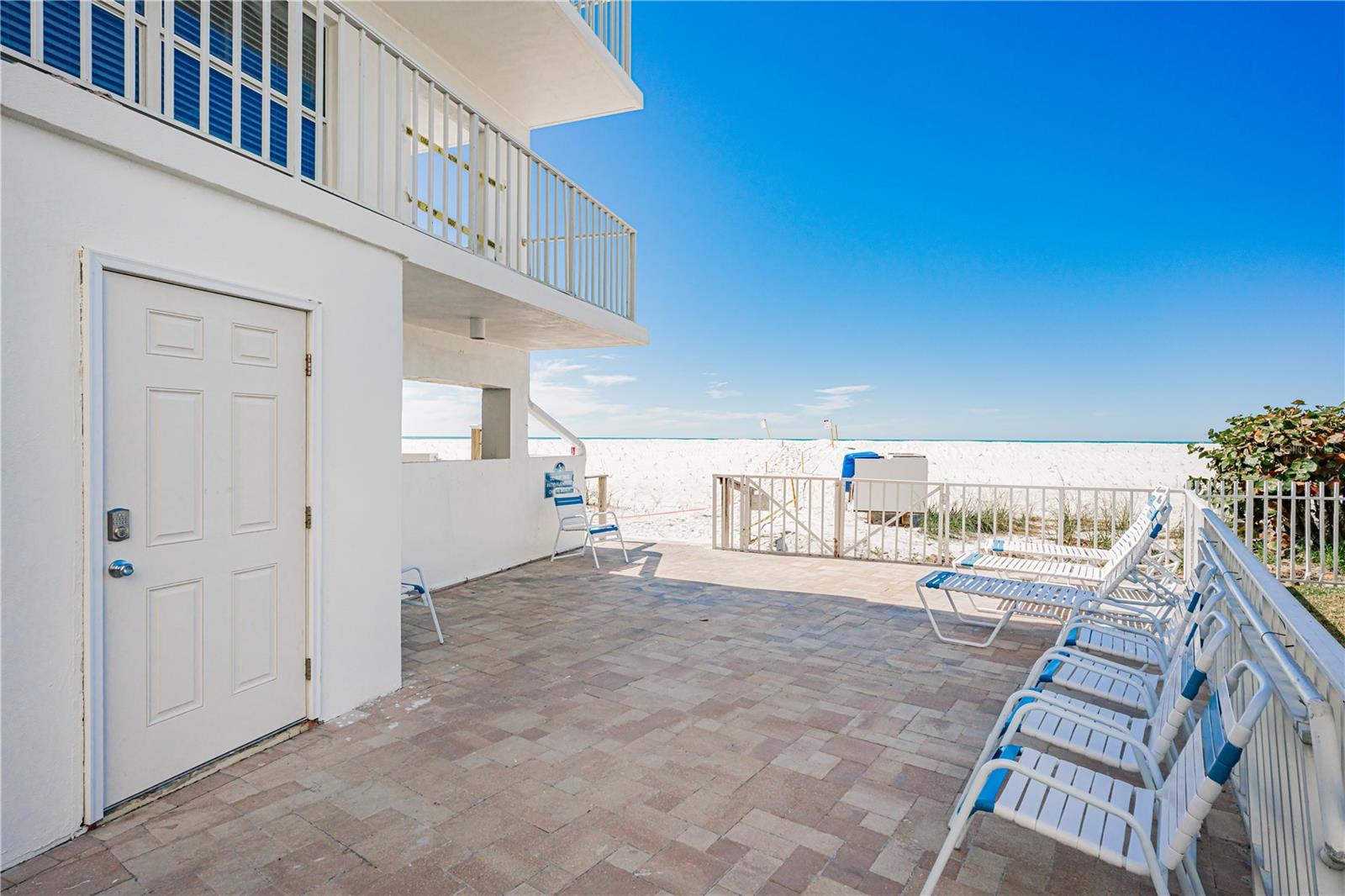 19610 GULF BLVD #409, INDIAN SHORES, FL, 33785