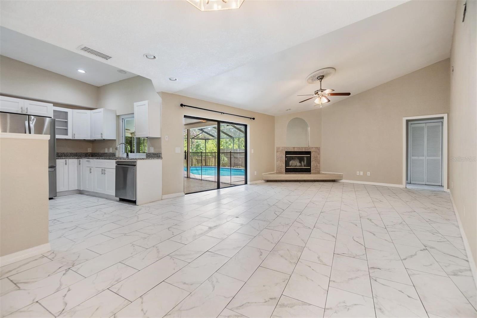 3501 COUNTRY CREEK LN, VALRICO, FL, 33596