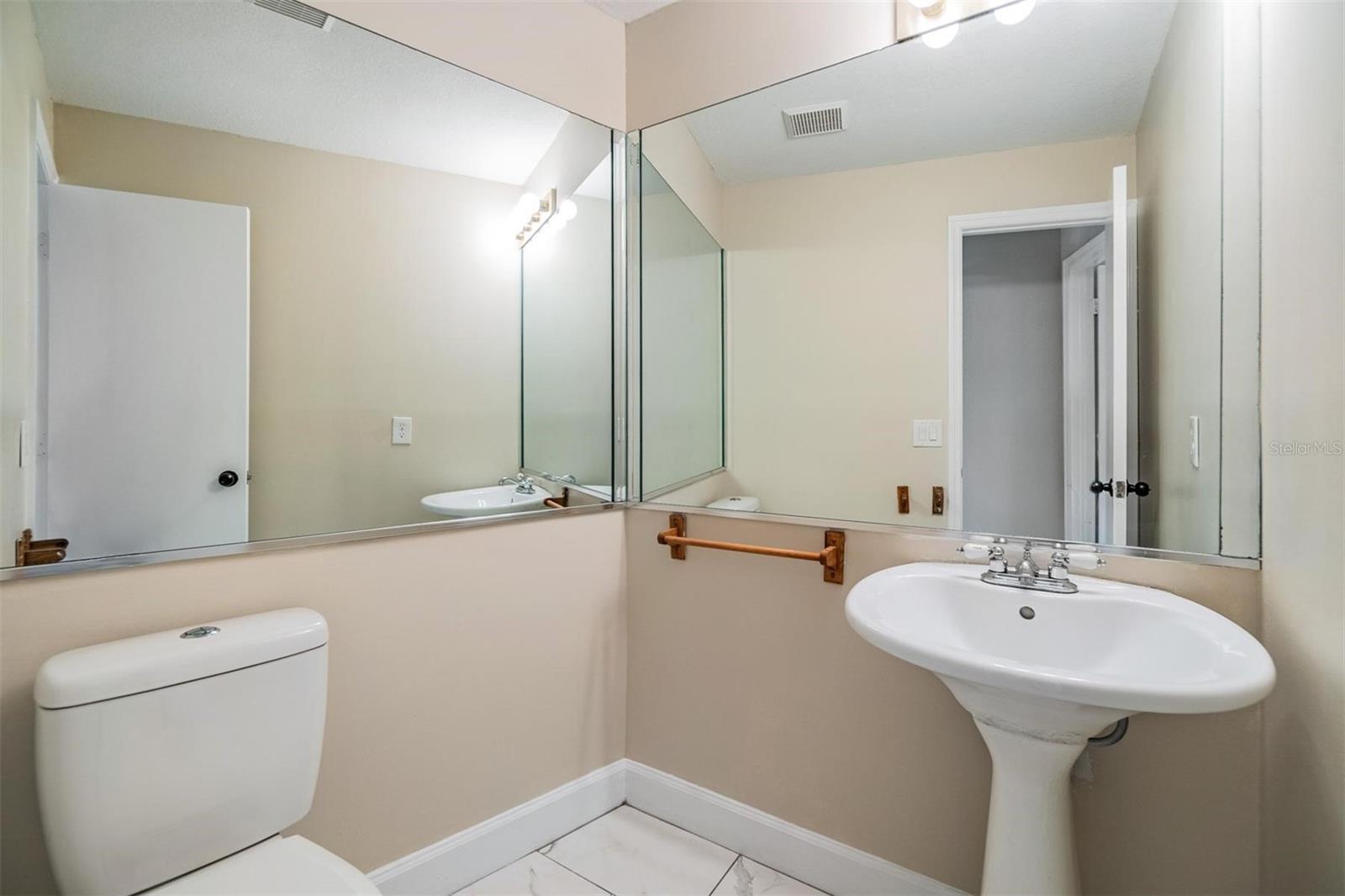 3501 COUNTRY CREEK LN, VALRICO, FL, 33596