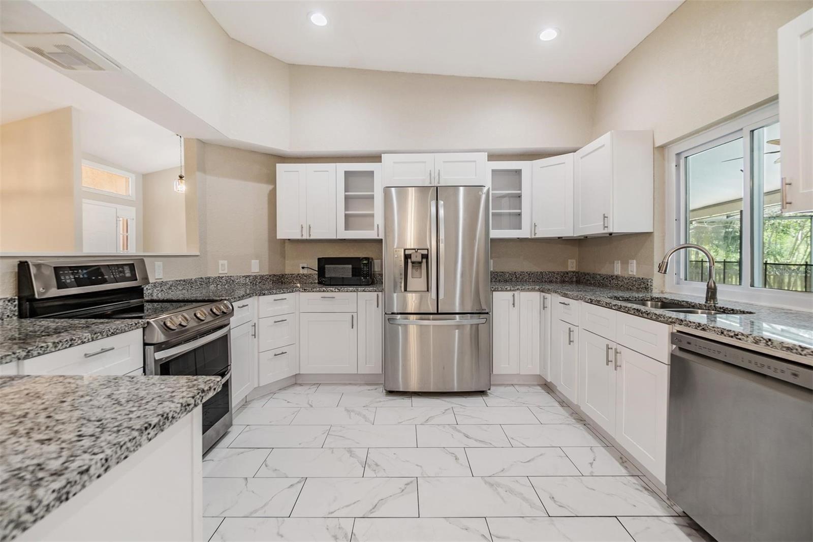 3501 COUNTRY CREEK LN, VALRICO, FL, 33596