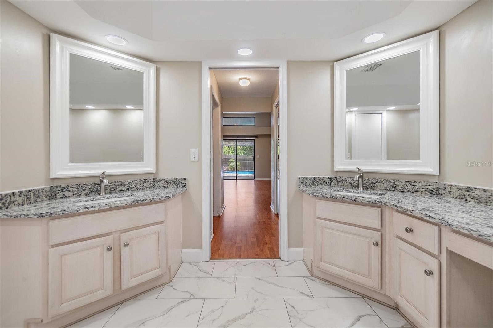 3501 COUNTRY CREEK LN, VALRICO, FL, 33596