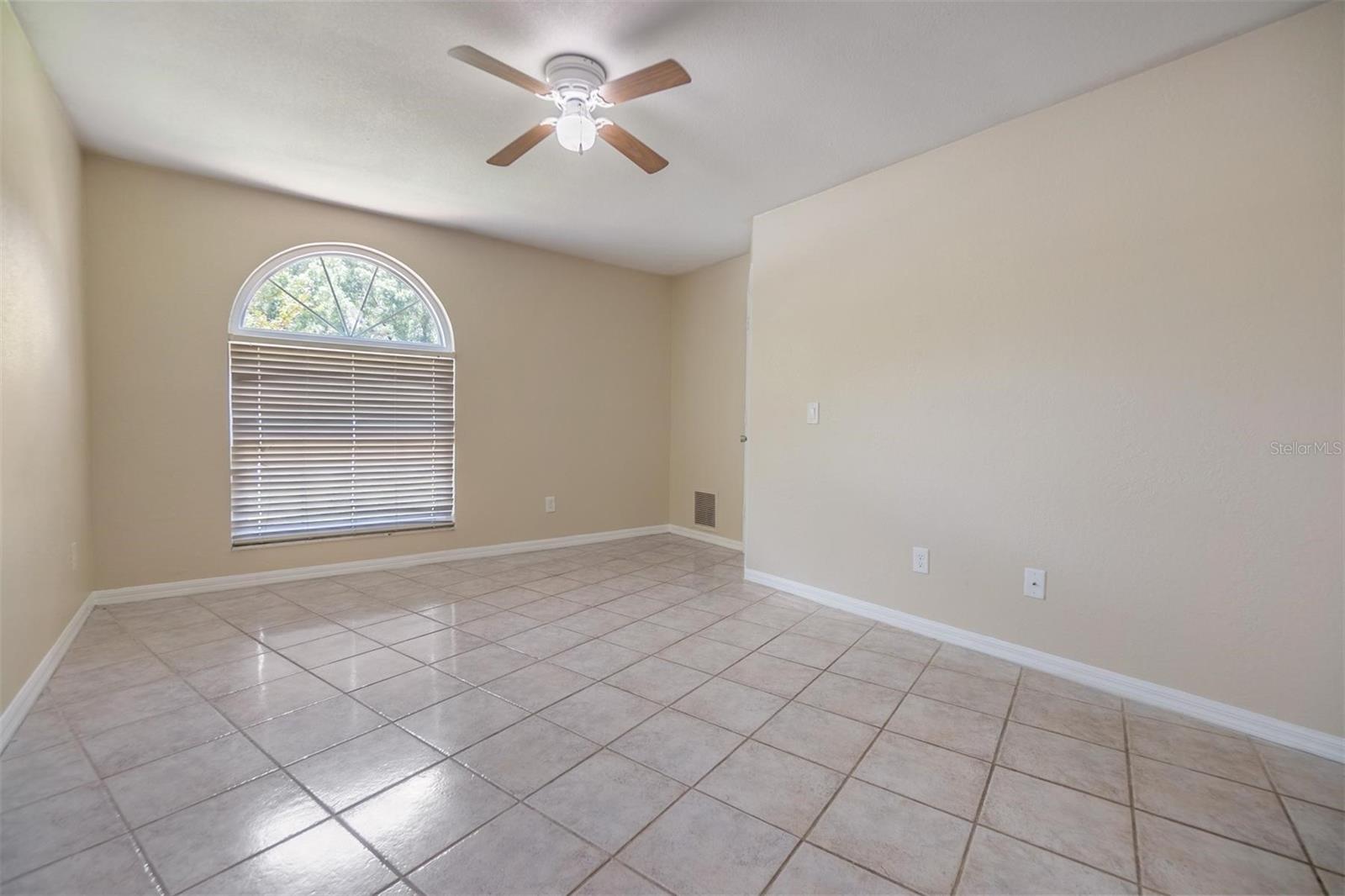 3501 COUNTRY CREEK LN, VALRICO, FL, 33596