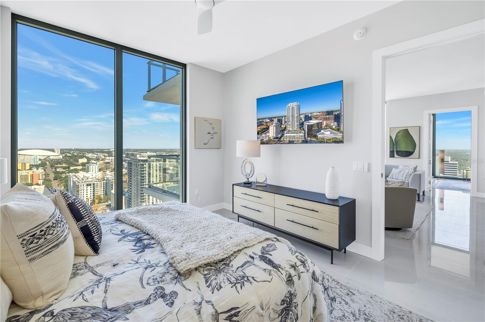 301 1ST ST S #2905, ST PETERSBURG, FL, 33701