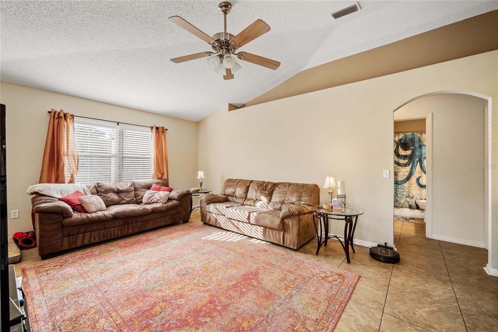 390 EL CAMINO DR, DELTONA, FL, 32738