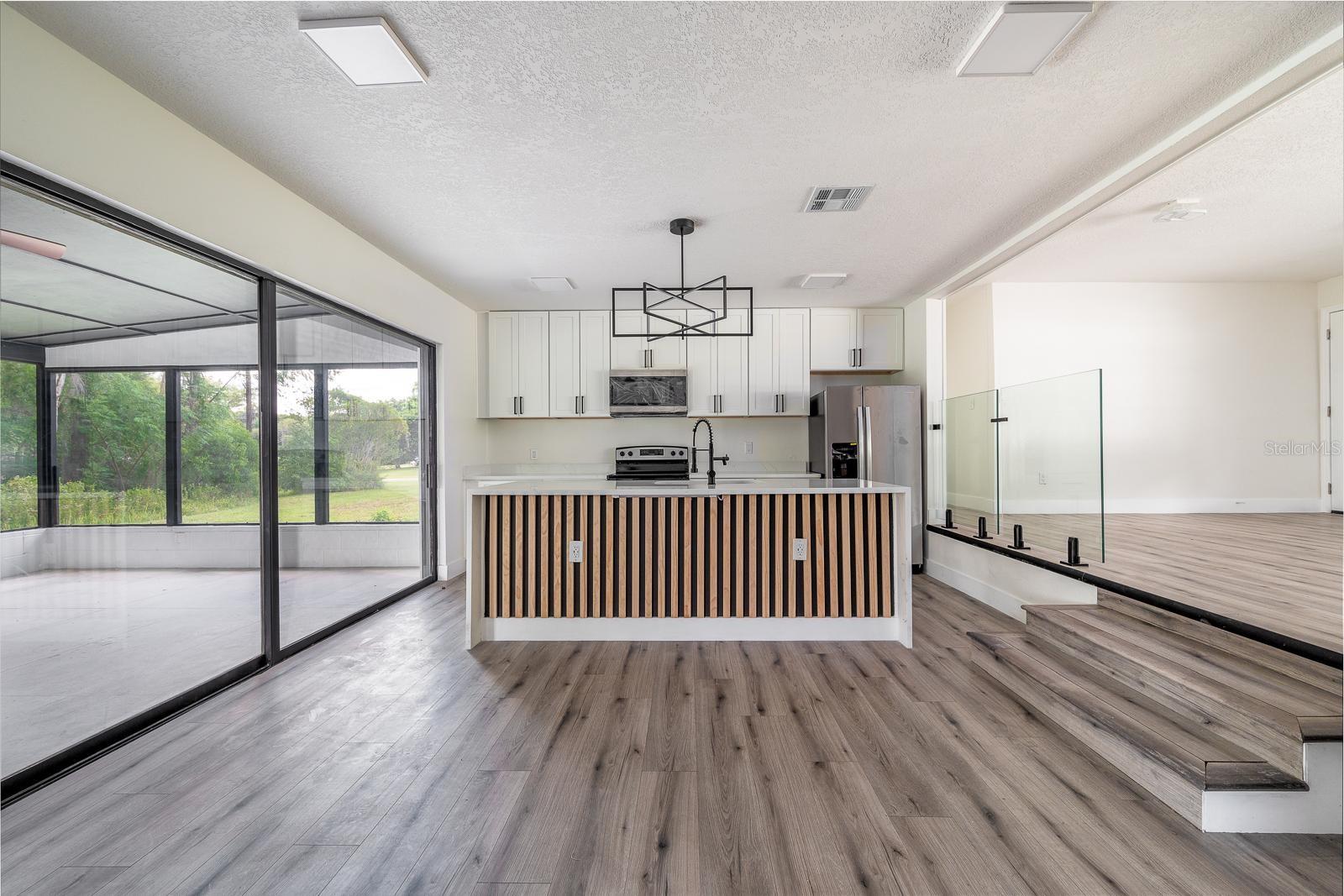 1015 OAK LN, APOPKA, FL, 32703