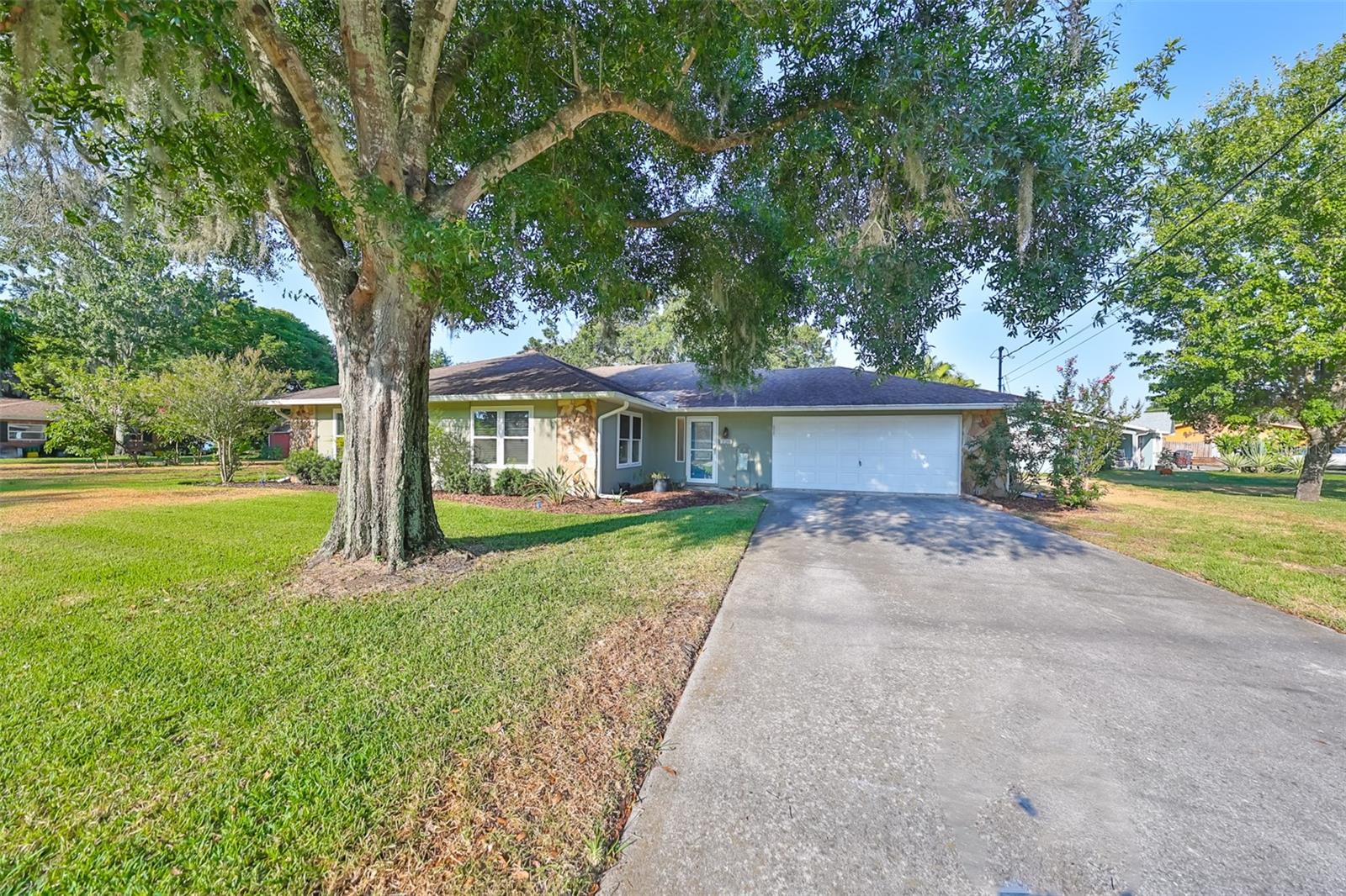 220 COLEMAN DR E, WINTER HAVEN, FL, 33884