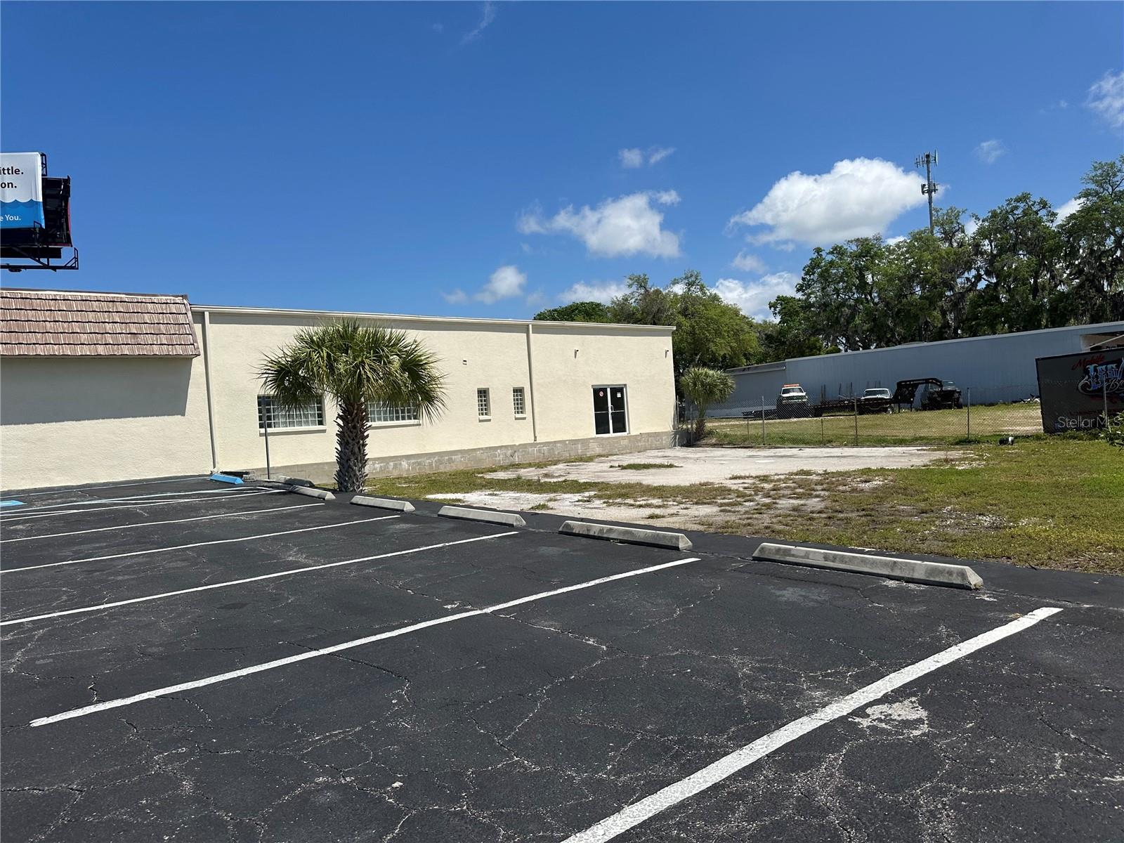 7902 US HIGHWAY 19, PORT RICHEY, FL, 34668