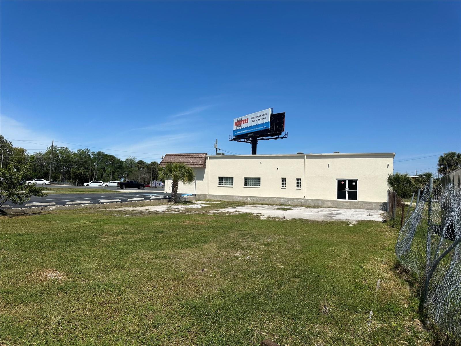 7902 US HIGHWAY 19, PORT RICHEY, FL, 34668