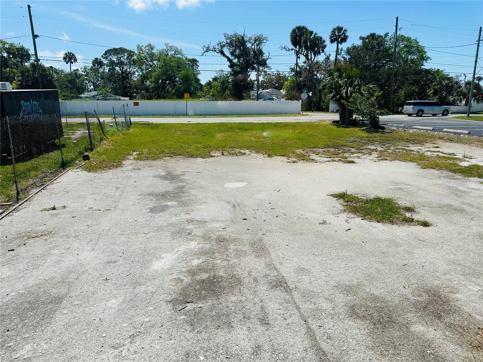 7902 US HIGHWAY 19, PORT RICHEY, FL, 34668