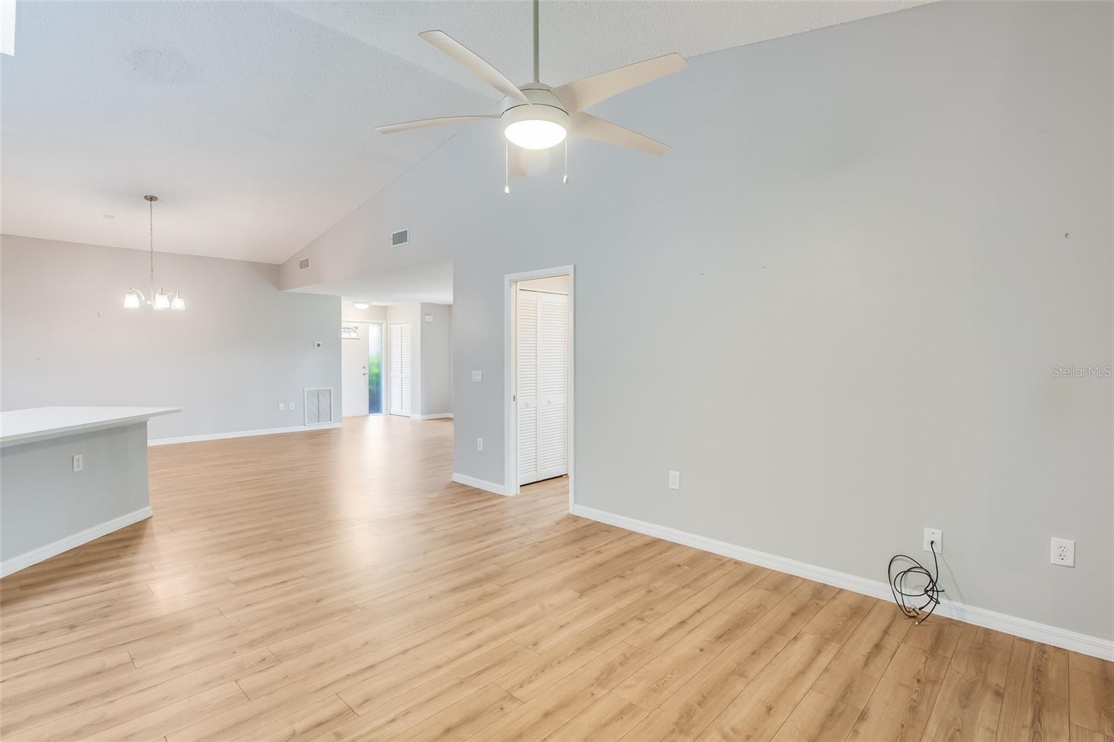 5723 GARDEN LAKES DR, BRADENTON, FL, 34203