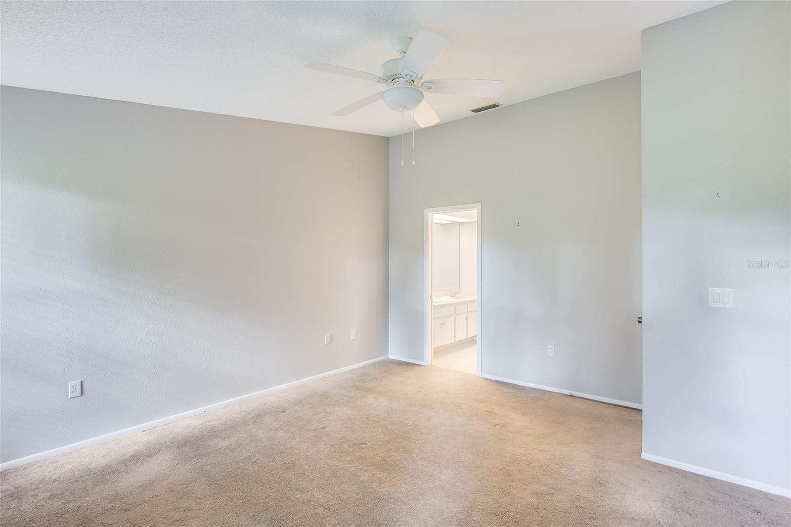 5723 GARDEN LAKES DR, BRADENTON, FL, 34203